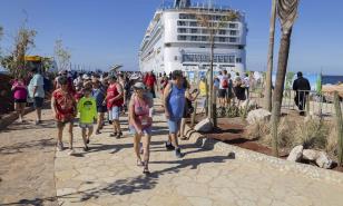 Al menos 940 cruceristas conocieron atractivos turísticos de Pedernales