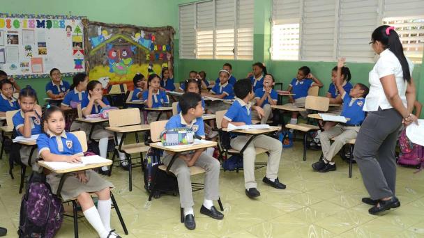 Minerd dice asistencia de estudiantes en horario matutino fue de 80 % en reinicio de docencia
