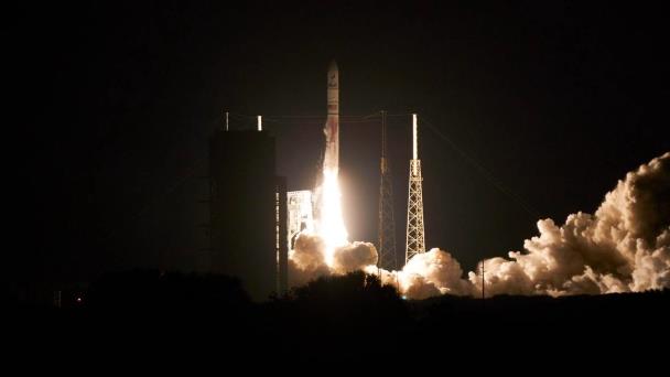 Nave espacial estadounidense que viaja hacia la Luna registra anomalía