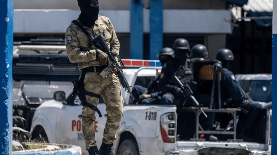 La Policía haitiana mata a miembro de banda y prosigue operaciones contra los pandilleros