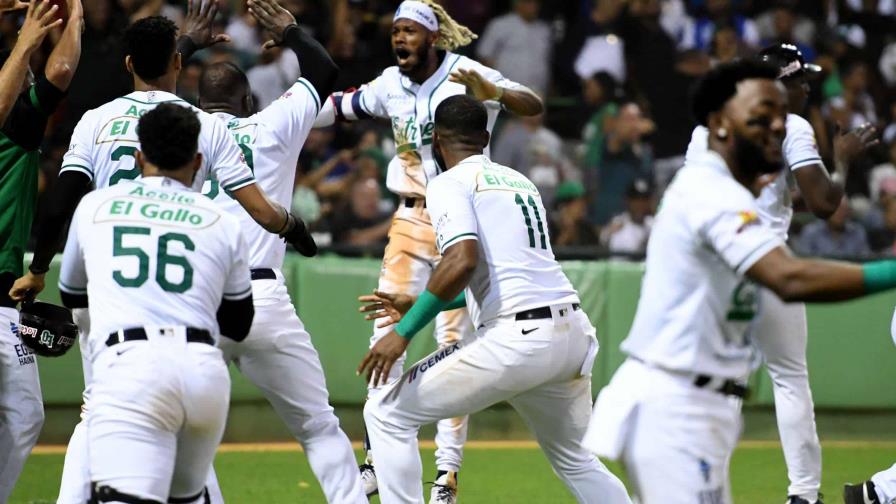 Estrellas y Gigantes por caminos opuestos en el round robin; así van los resultados y la tabla Estrellas y Gigantes por caminos opuestos en el round robin; así van los resultados y la tabla