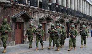 Las Fuerzas Armadas de Ecuador aseguran que no retrocederán ni negociarán con terroristas