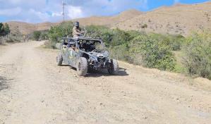 Desolación y miseria en la carretera internacional en la frontera domínico-haitiana