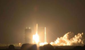 Pérdida crítica de combustible pone en riesgo el alunizaje de misión de EEUU