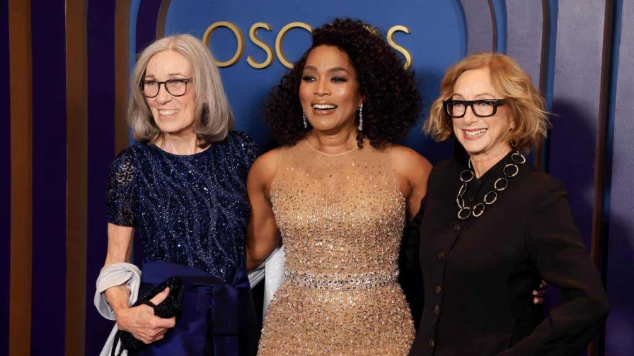 Angela Bassett se convierte en la segunda actriz negra en recibir un óscar honorífico