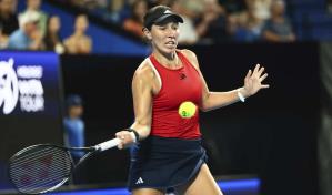 Pegula avanza a cuartos de final en Adelaida. Sinner gana en el Kooyong Classic