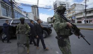 Ecuador: 329 detenidos y cinco personas abatidas por la fuerza pública tras secuencia de ataques