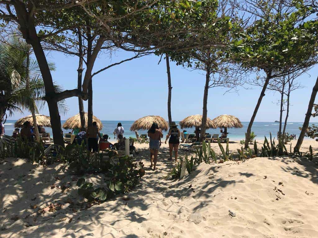 Vista de la playa Costambar.