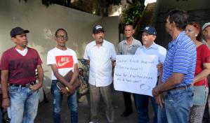 Cancelados del Inposdom en Santiago exigen sus prestaciones laborales