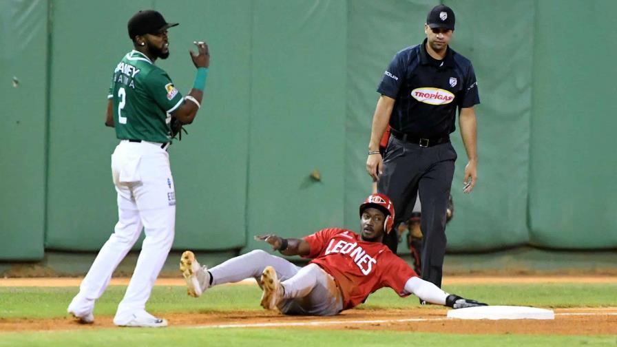 Estrellas y Licey, cerca de la revancha en la final; Escogido acecha Estrellas y Licey, cerca de la revancha en la final; Escogido acecha