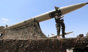 Los hutíes lanzan un misil balístico en el Golfo de Adén sin llegar a provocar daños