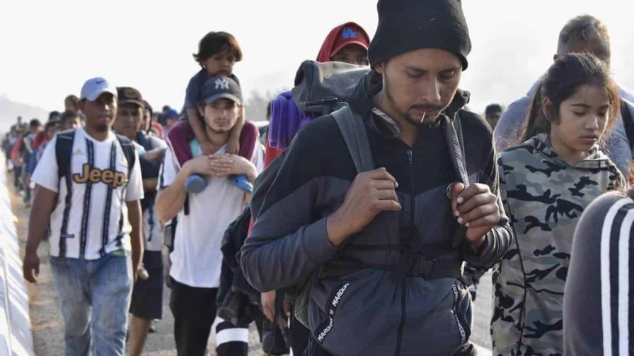 Denver cierra albergues y cancela programas de ayuda a nuevos inmigrantes por falta de fondos