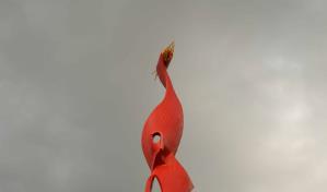 Raúl Morilla crea escultura El Centinela, un nuevo icono para La Vega