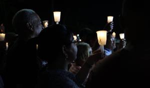 Víctimas de estafa inmobiliaria encienden velas y piden cárcel contra implicados en red Nido