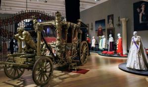 The Crown subasta su utilería más emblemática tras el final de la serie