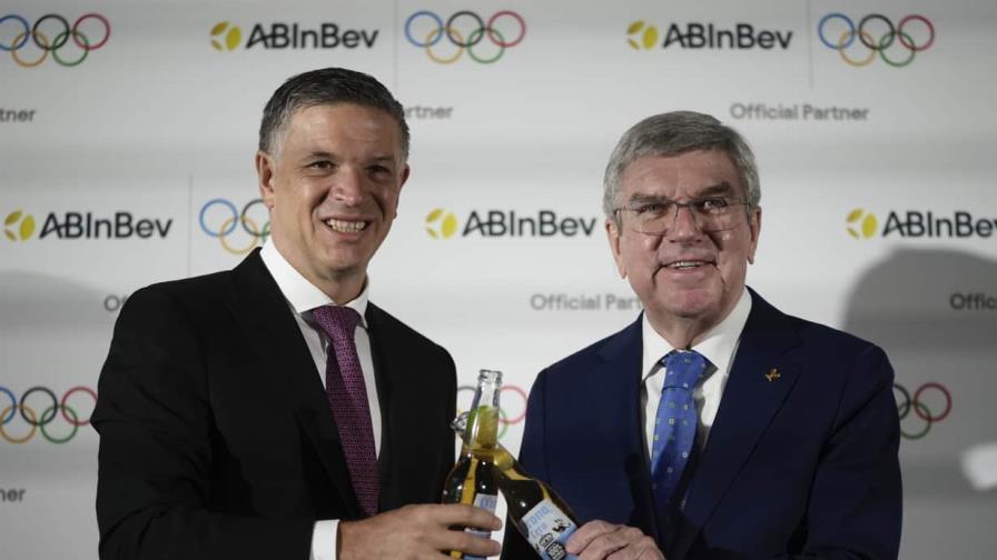 Olímpicos tendrán su primer patrocinio de cerveza; COI firma acuerdo con Anheuser-Busch InBev