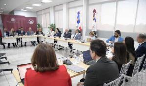 Nuevos jueces del Tribunal Constitucional participan en taller de inducci&oacute;n