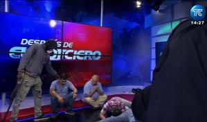 Regresa al aire al canal de televisión de Ecuador copado por los encapuchados