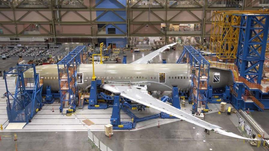 EE.UU. anuncia medidas para supervisar la fabricación de Boeing