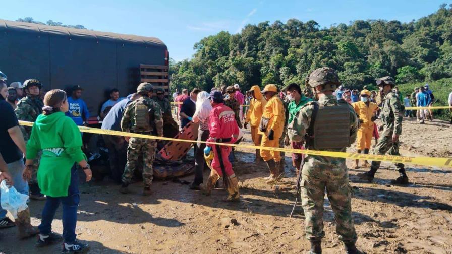 Ya son 33 fallecidos por derrumbes en una carretera del departamento colombiano del Chocó