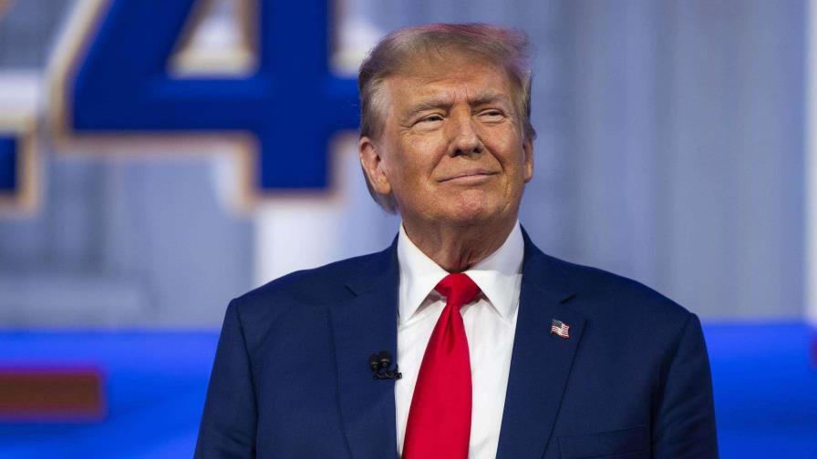 Trump confía en arrasar en Iowa pero pide a sus seguidores que vayan a votar pese al frío