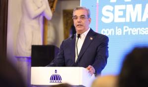 Abinader afirma: "No hay ningún temor con el tema de las divisas"