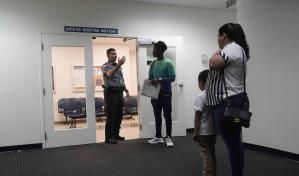 Tribunales de inmigración de EE.UU. alcanzan la cifra récord de 3 millones de casos pendientes