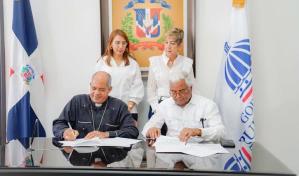 CEA traspasa terrenos a Obispado de Puerto Plata para construcción Casa de la Cultura