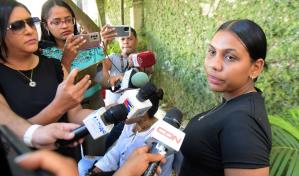 Conmoci&oacute;n en sector de Santiago por muerte de mujer a manos de su expareja