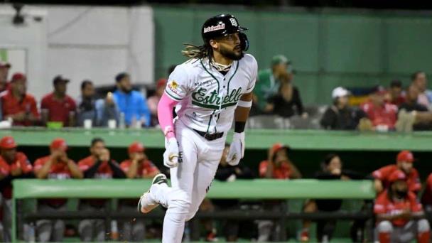 Fernando Tatis Jr. no jugará más en lo que resta de la temporada con las Estrellas Orientales