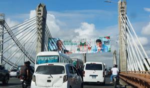 Rechazan cruzacalle propagandístico en puente Juan Bosch