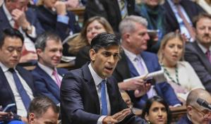 Vuelve a debate el proyecto de ley para deportar a los inmigrantes a Ruanda