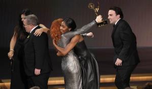 Momentos de los Emmy: El triunfo de “Succession”, el festín de “The Bear” y una mamá estricta