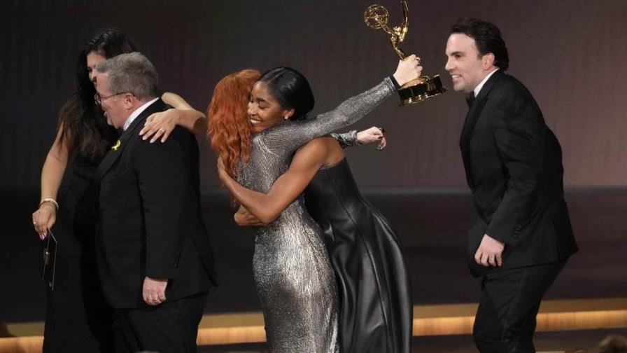 Momentos de los Emmy: El triunfo de “Succession”, el festín de “The Bear” y una mamá estricta