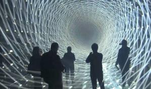 Figuras cognitivas de luz protagonizan las dos nuevas obras de arte del colectivo teamLab