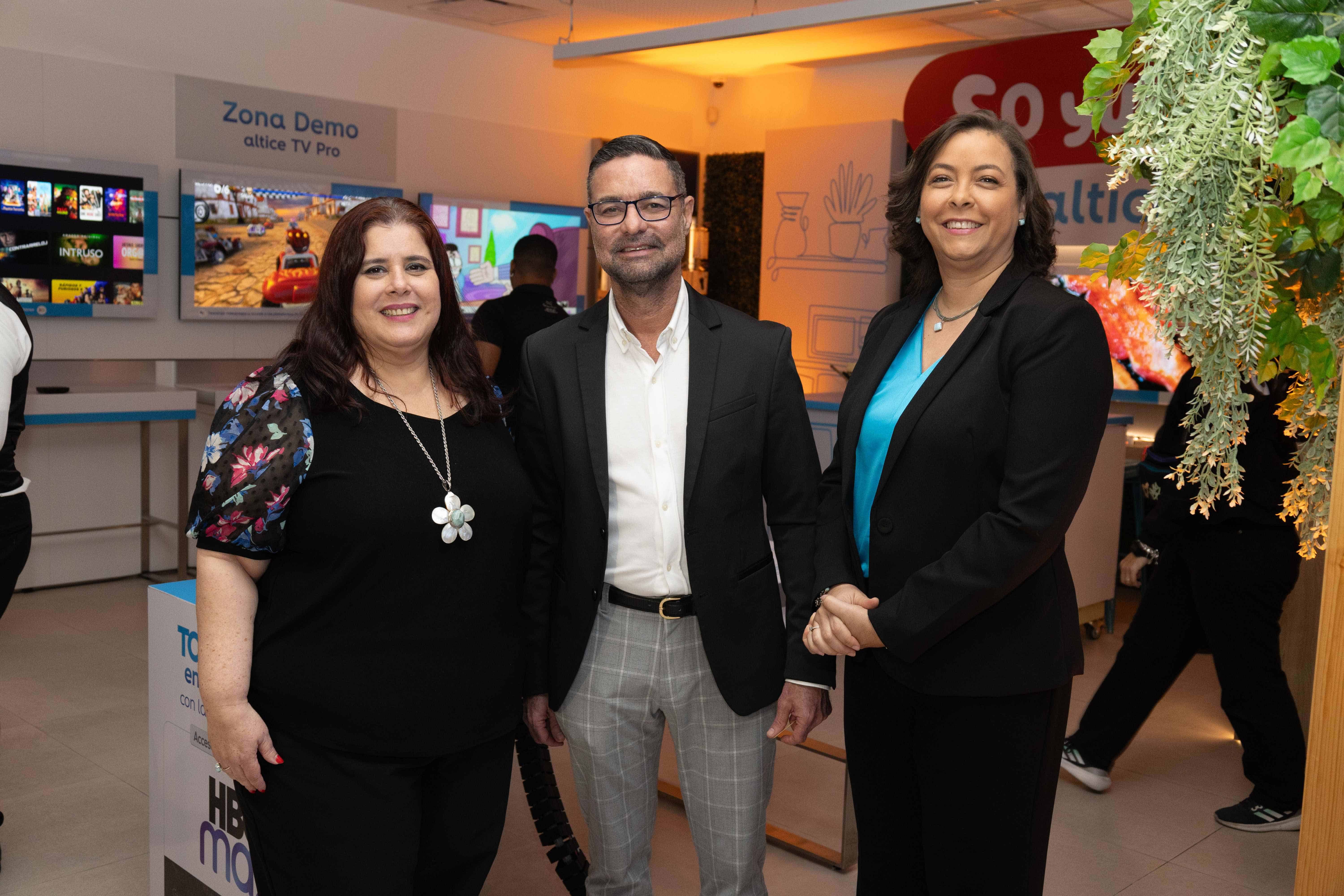 Gilda Vásquez, Rubén Cedeño y Angela Ventura.