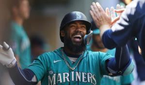 El jardinero dominicano Teoscar Hernández se une a los Dodgers