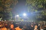 Largas filas para entrar al Estadio Olímpico al concierto de Luis Miguel
