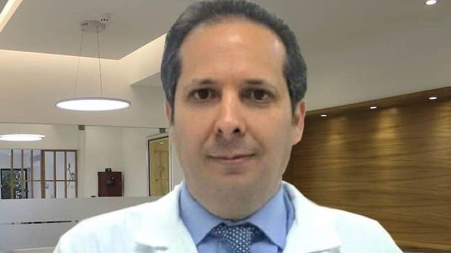 ¿Quién es Víctor Elías Atallah, el nuevo ministro de Salud Pública?