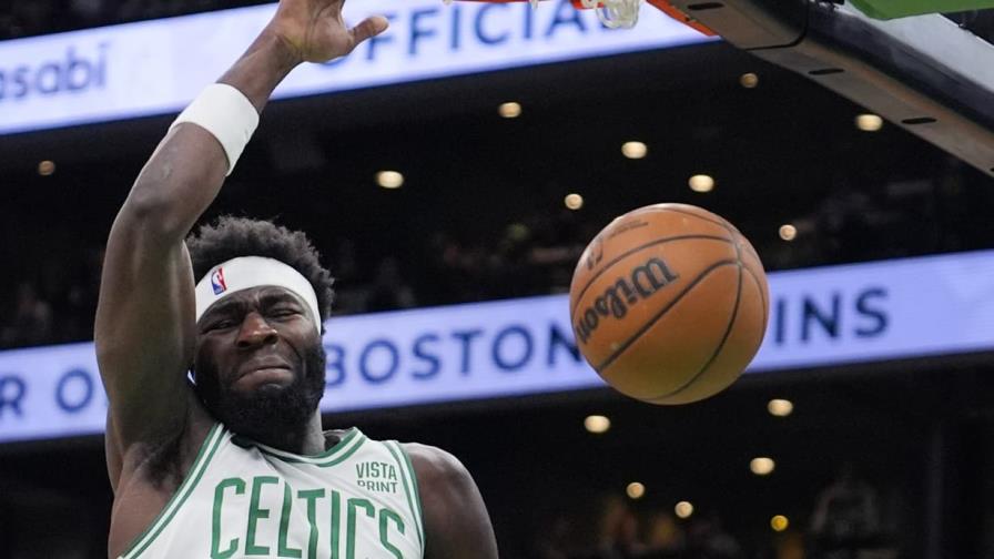 Los Celtics de Boston continúan invictos en casa con una victoria sobre los Spurs de San Antonio