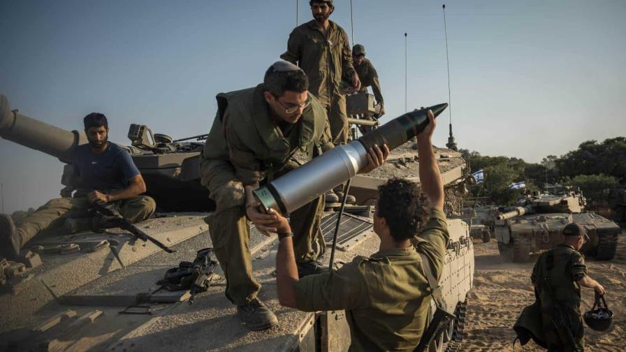 El Ejército israelí hace estallar el principal edificio de la Universidad al Israa de Gaza