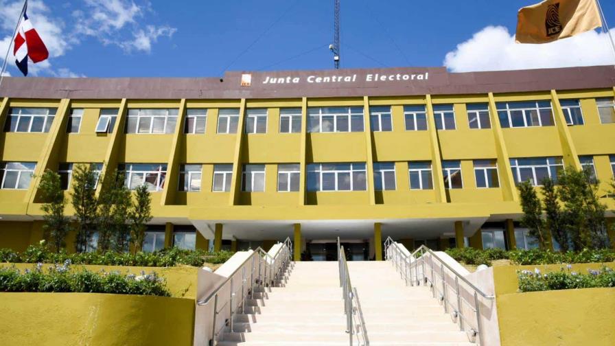 JCE no hará auditoría forense a equipos en víspera de elecciones municipales