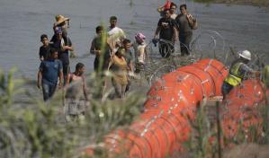 La disputa entre Texas y Gobierno de EEUU arriesga a migrantes en la frontera de México