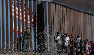 La disputa entre Texas y Gobierno de EEUU arriesga a migrantes en la frontera de México