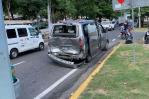 Patana impacta vehículo de transporte escolar; hay cuatro estudiantes afectados