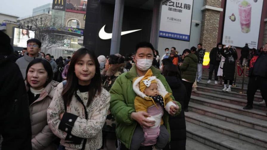 Tener un bebé es demasiado caro: continúa el descenso de la población en China