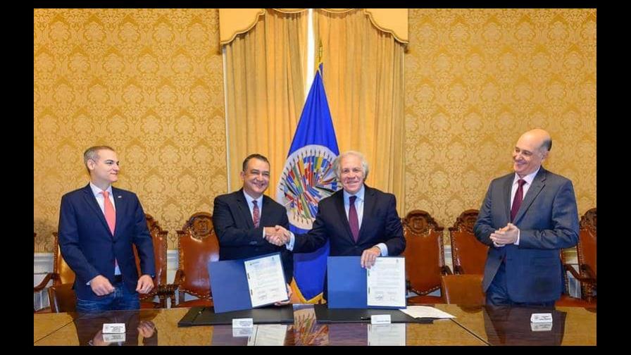 JCE y OEA firman acuerdo para observadores electoral de las elecciones