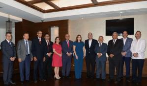Juramentan nuevo consejo directivo de la Unión Nacional de Empresarios
