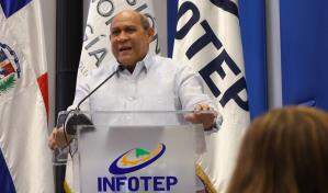 Yoga ayuda a combatir más del 50 % de las enfermedades, dice director de Infotep