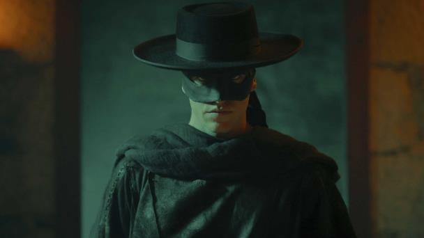 El Zorro vuelve a dejar su marca en una nueva serie de televisión